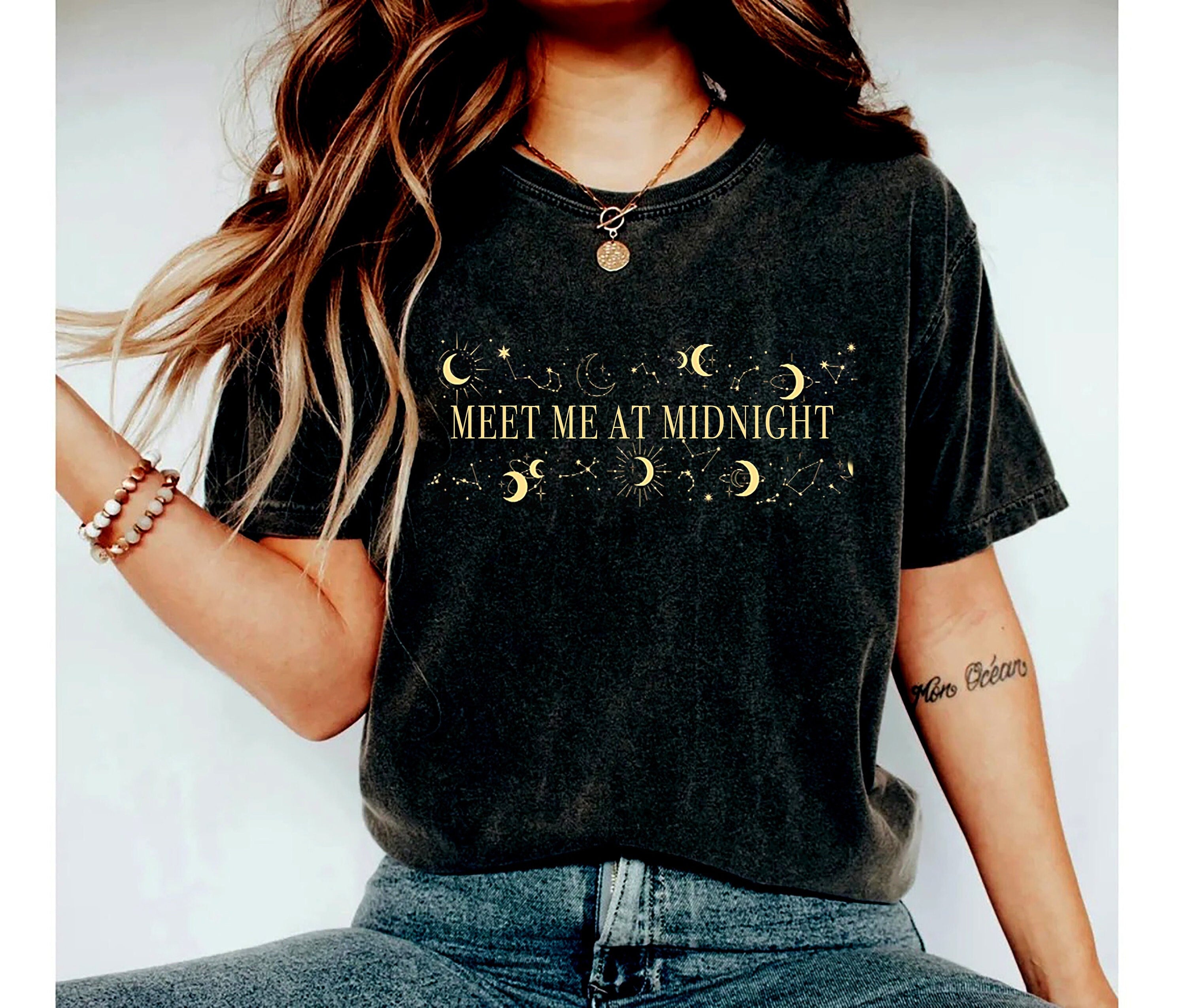 Meet Me At Midnight Shirt Sweatshirt, Women’S Song Lyrics Shirt, Trending Shirt, Pop Concert Hoodie, Best Friend Gifts, Cute Graphic Tee