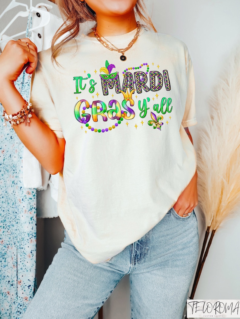 Mardi Gras Vibes Shirt, Louisiana Sweatshirt, Mardi Gras Carnival Outfit, Fat Tuesday Gift, Mardi Gras Mask Shirt, New Orleans Crewneck