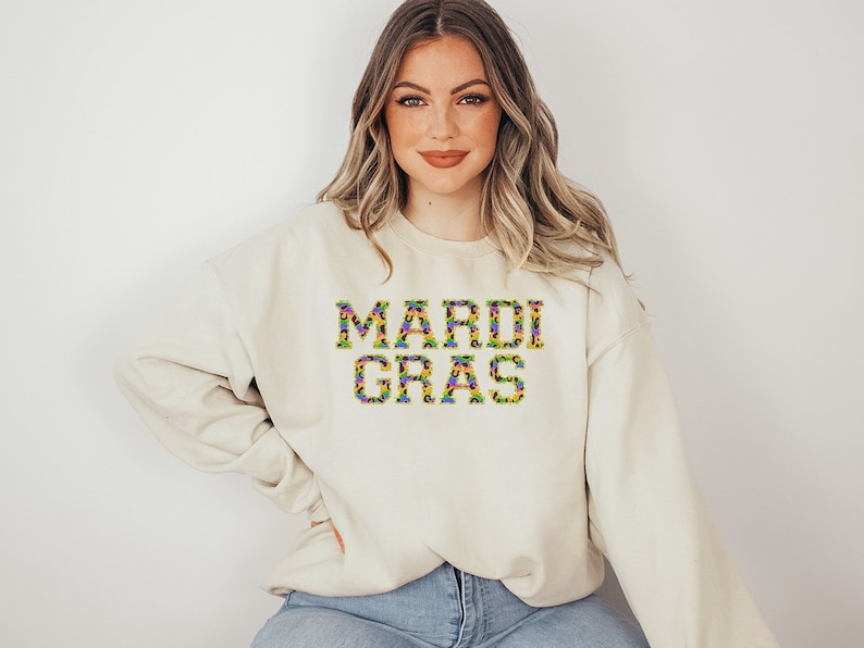 Mardi Gras Sweatshirt, Louisiana State Mardi Gras Shirt, Mardi Gras Outfit Mardi Gras Parade Shirt Mardi Gras Sweater Crewneck Long Sleeve