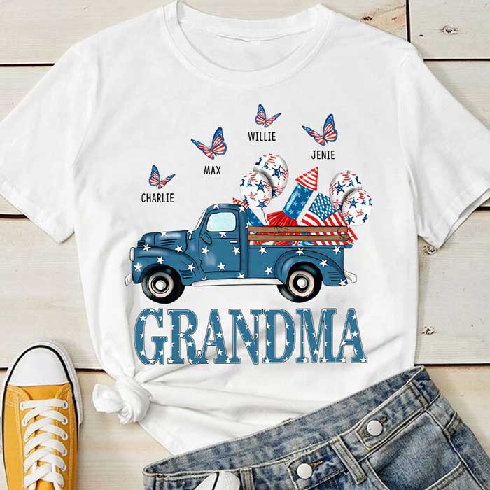 The Love For Family – Gift For 4th Of July – Personalized Unisex T-Shirt