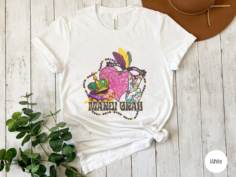 Mardi Gras T Shirt Women, Fat Tuesday Shirt, Mardi Gras Party Outfit Women, New Orleans Shirt, Mardi Gras Gift, Louisiana shirt, Nola Shirt