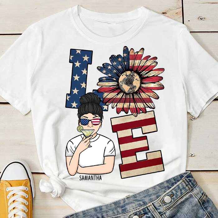 The Best American Mom – Gift For 4th Of July – Personalized Unisex T-Shirt