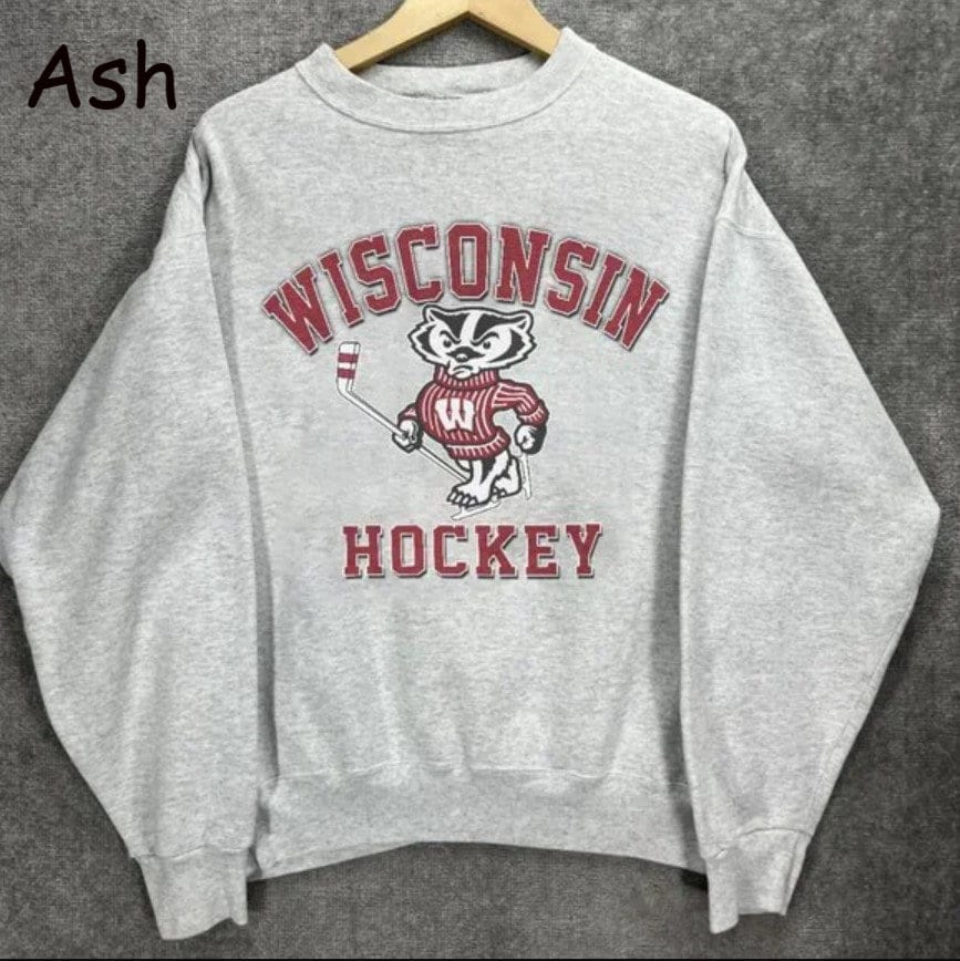 Vintage 90s Wisconsin Badgers hockey Sweatshirt, Hockey Shirt For Mens Womens, Gildan Sweatshirt,Game Day, hockey Lover Gift For Him/Her